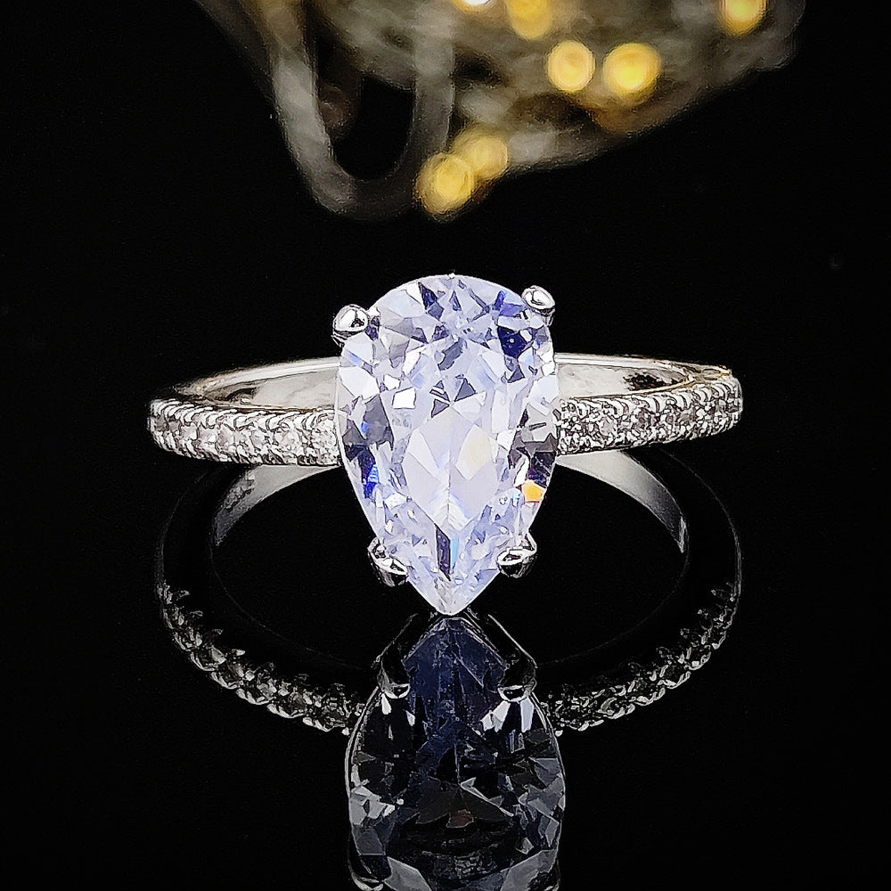 Inlaid Full Diamond Super Shiny Ring