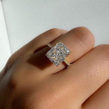 Ice Flower Cut Light Luxury Niche High-end Design Ring