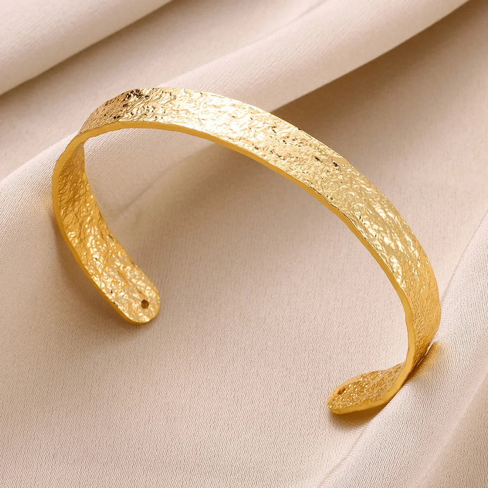Fluxa Sculpted Cuff Bracelet — Hammered Gold Slim Cuff