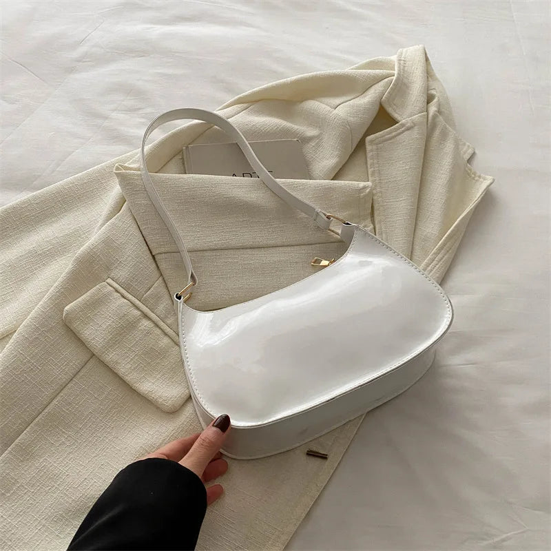 Duetta Shoulder Bag — Pearl White